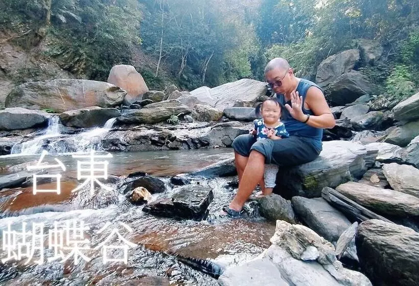 تختخواب و صبحانه Huadong Homestay