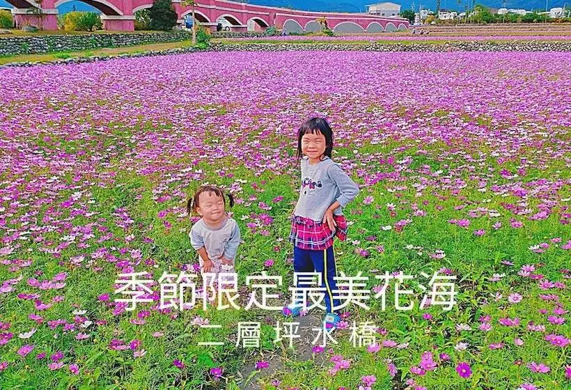 تختخواب و صبحانه Huadong Homestay