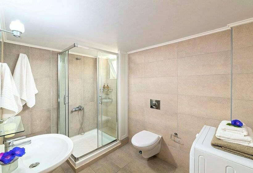 Cretan Sunset Villa Heated Pool