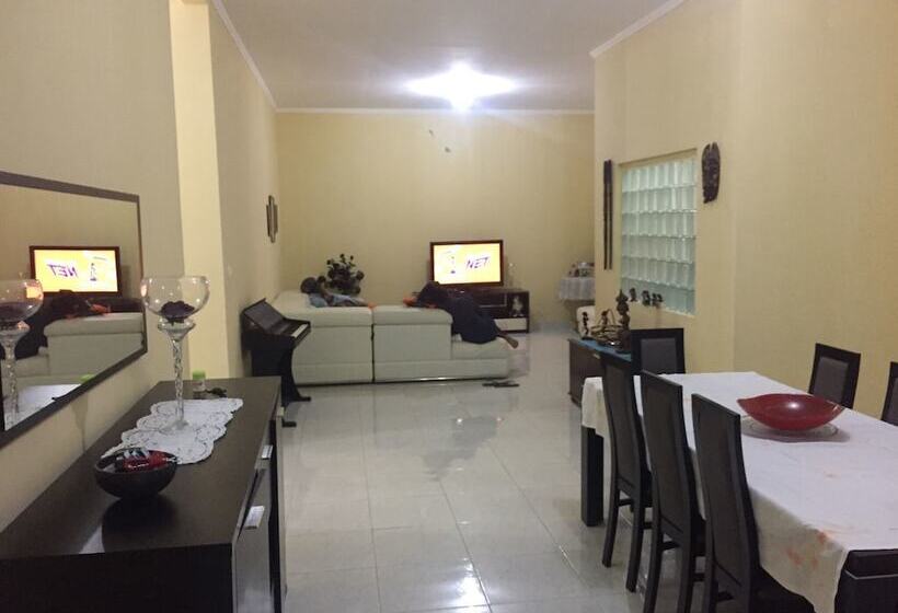 Hostel No Quintal Hostel