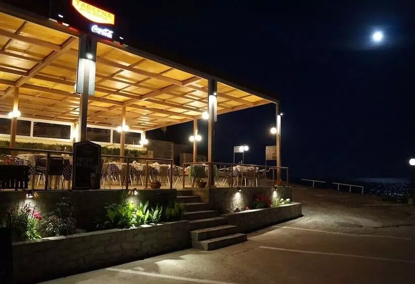 ホテル Agia Fotia