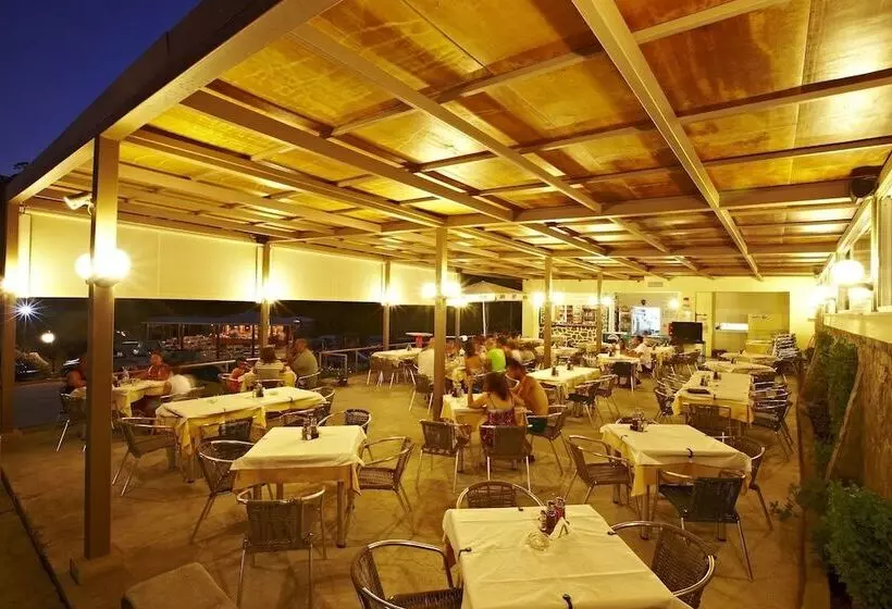 ホテル Agia Fotia