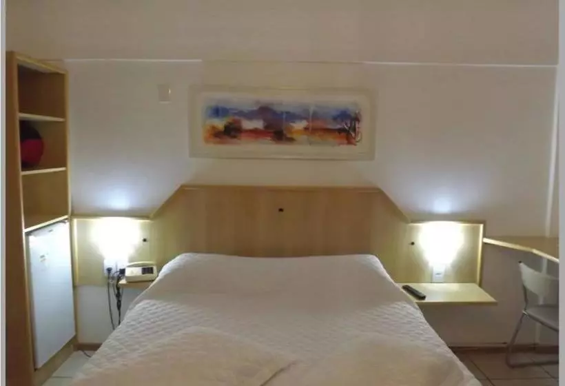 Hotelli Cometa Plaza