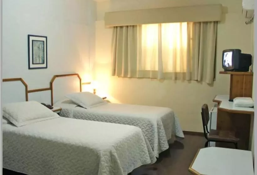 Hotelli Cometa Plaza