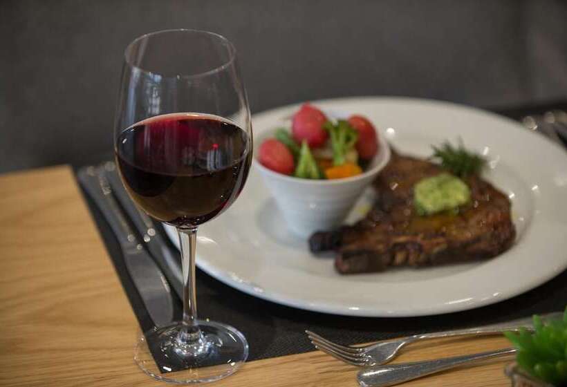 هتل Garden Court Kitwe