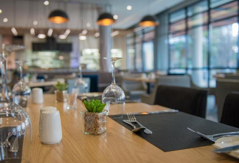 هتل Garden Court Kitwe