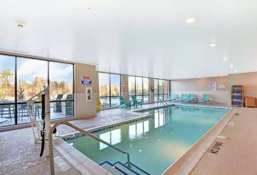هتل Home2 Suites By Hilton Raleigh Durham Airport Rtp