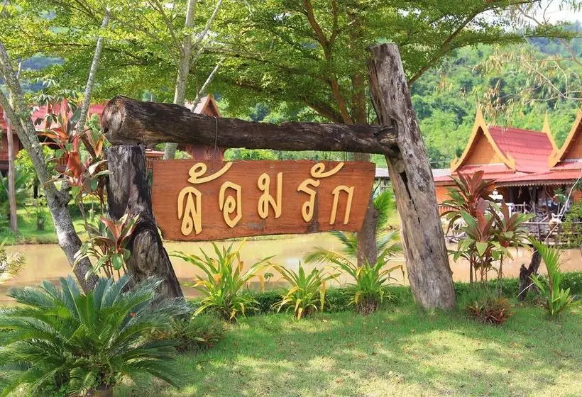 Hotelli Lom Rak Resort