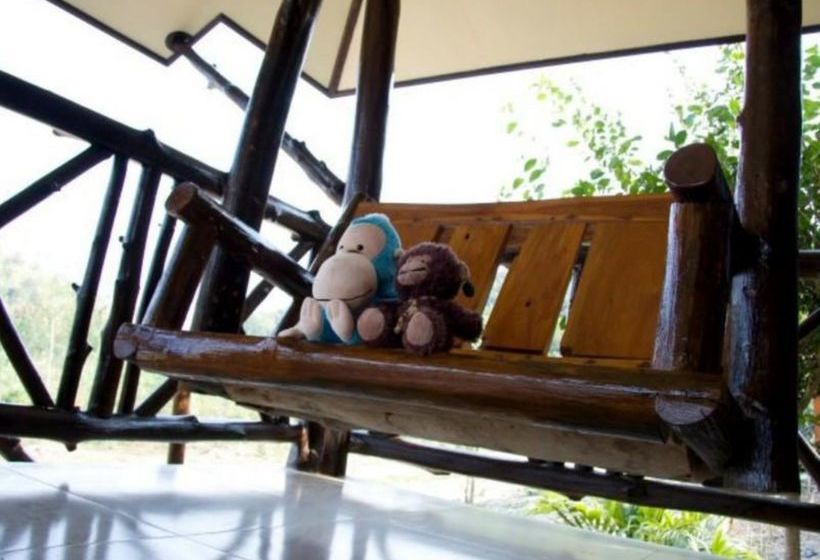 בית מלון כפרי Lom Rak Resort