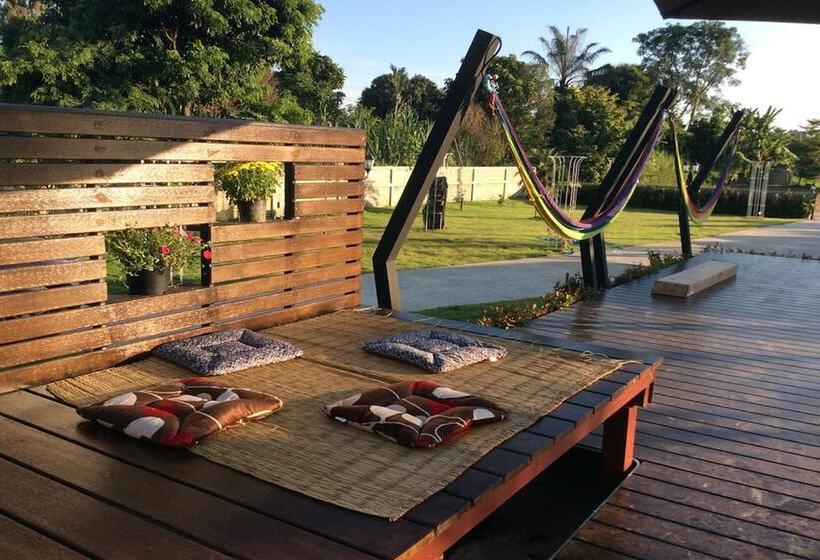 هتل Na Na Doo Homestay