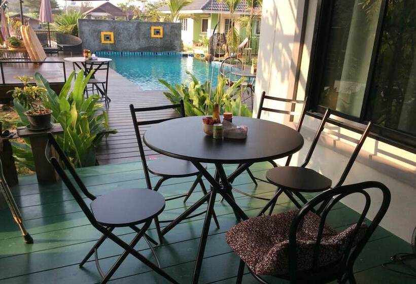 هتل Na Na Doo Homestay