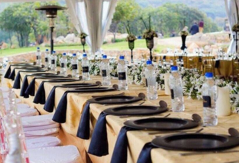 هتل Pakanaka Lodge