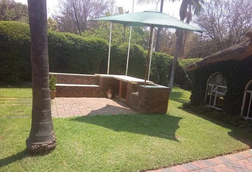 هتل Pakanaka Lodge