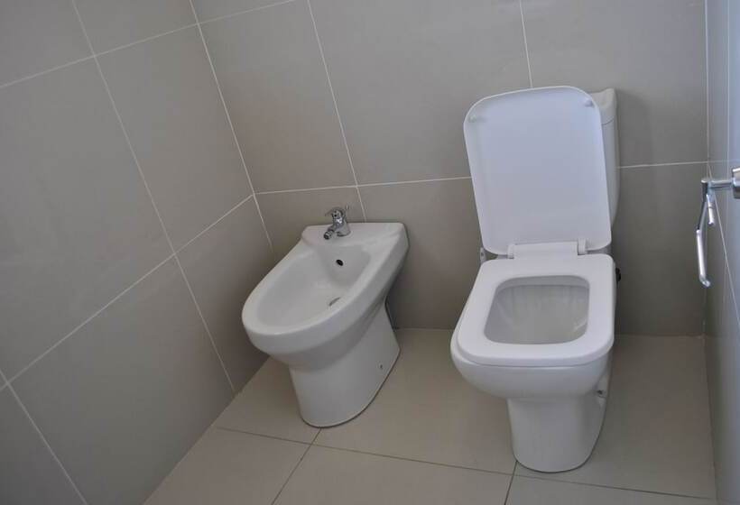 هتل Palm Leaf Gardens