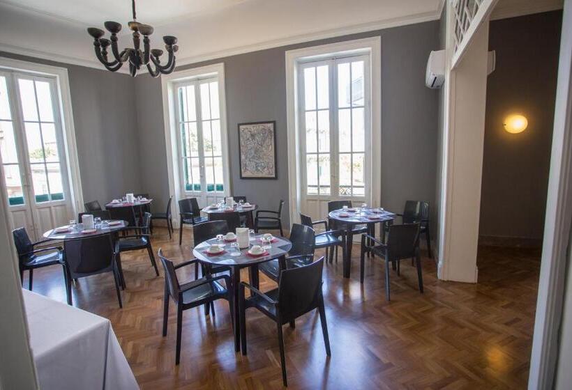 فندق Re Vittorio De Luxe