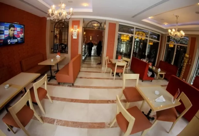 هتل Tadj El Maouada