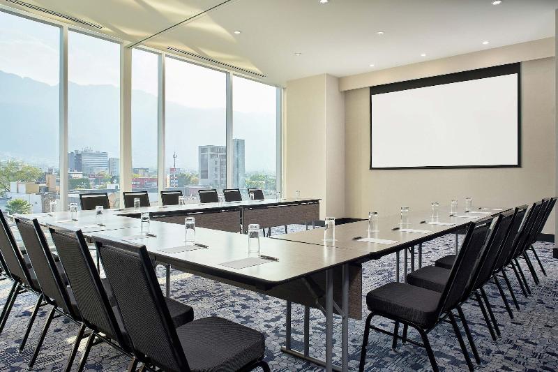 호텔 The Westin Monterrey Valle