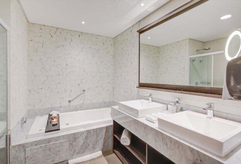 هتل Transamerica Collection Goiânia