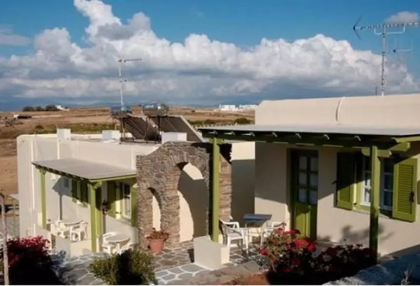 Asante Paros