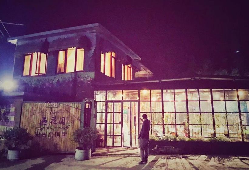 Pensão Beijing Encounter Garden