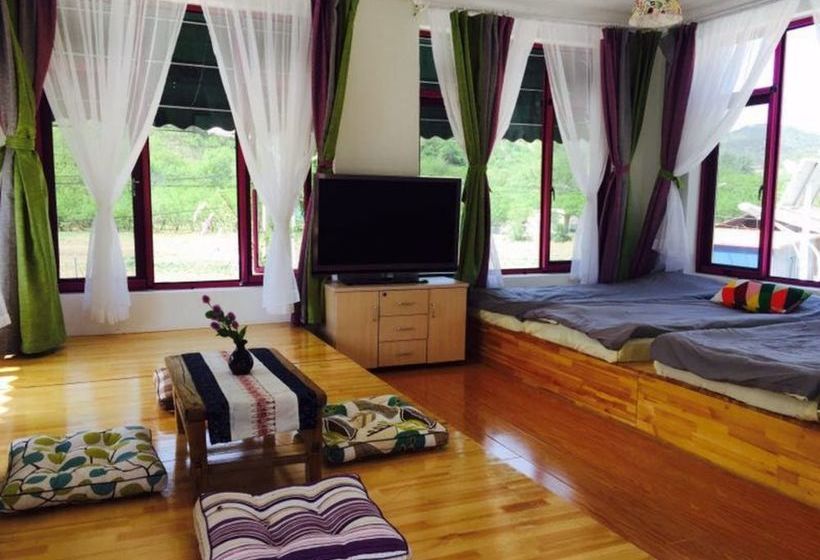 Pensão Beijing Encounter Garden