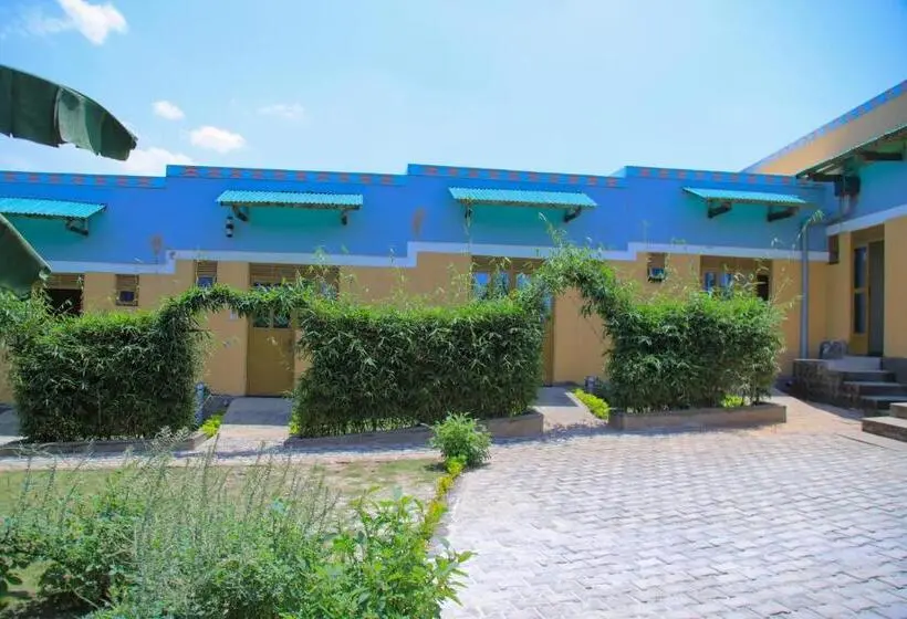 هتل Kisoro Comfort Inn