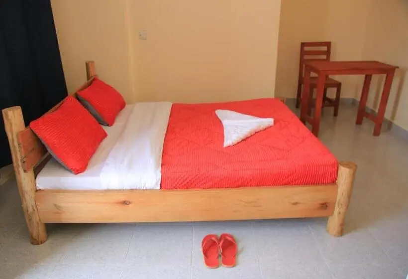 هتل Kisoro Comfort Inn