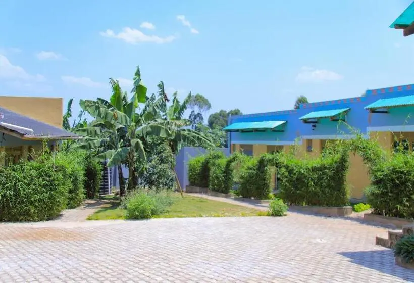 هتل Kisoro Comfort Inn
