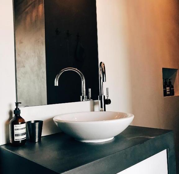 צימר Avliving City Basel