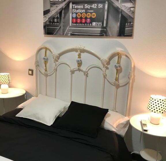 簡易ホテル Alojamiento El Cantal