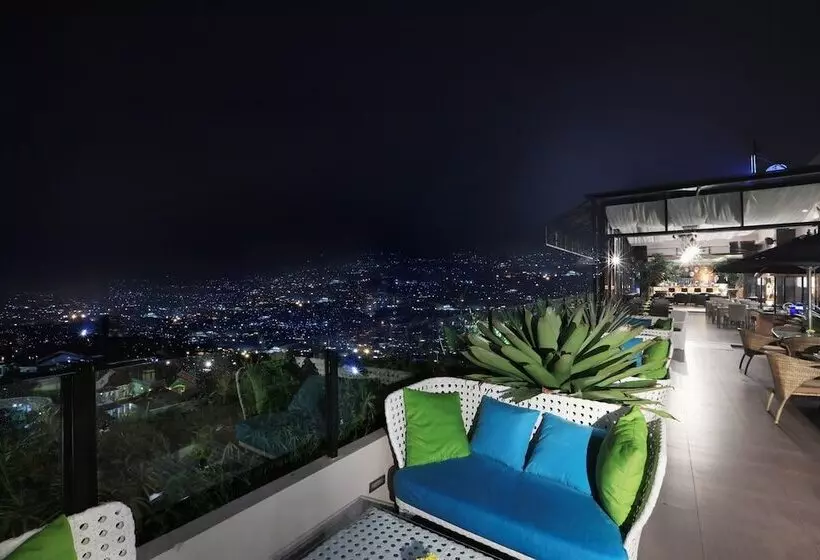 Hotel Aston Inn Batu