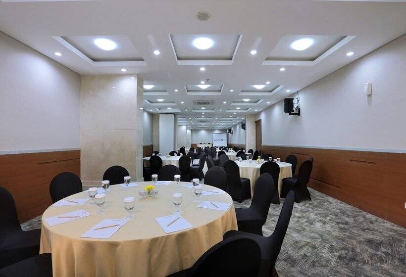 酒店 Aston Inn Batu