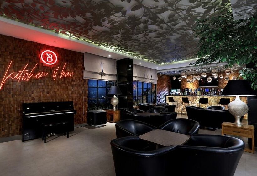 酒店 Aston Inn Batu