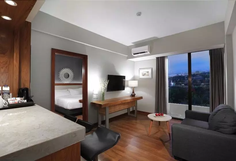 Hotel Aston Inn Batu