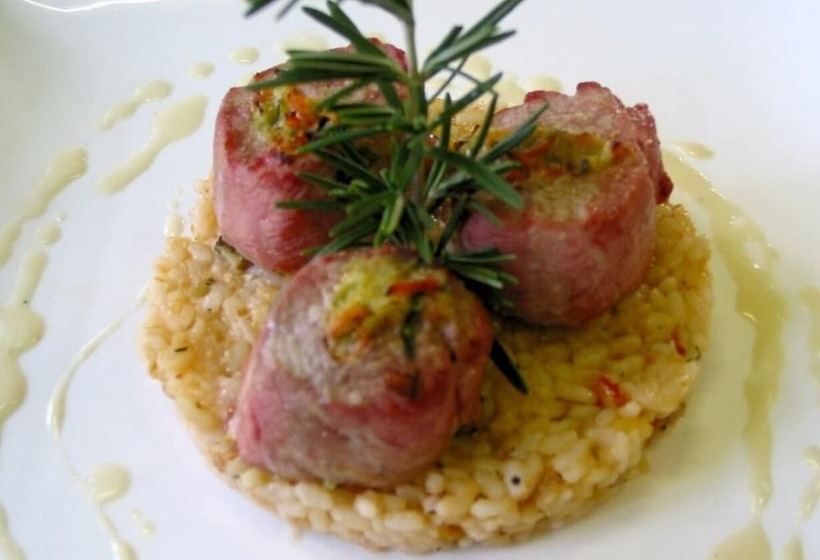 Отель Logis Hôtel & Restaurant   Auberge De La Forêt