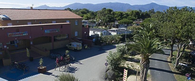 בית מלון כפרי Camping Le Soleil De La Méditerrannée