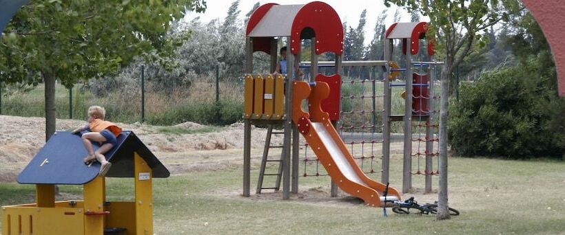 בית מלון כפרי Camping Le Soleil De La Méditerrannée