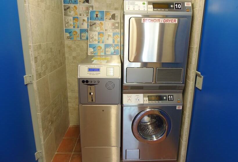 בית מלון כפרי Camping Le Soleil De La Méditerrannée