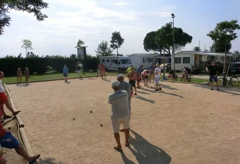 Hotelli Camping Le Soleil De La Méditerrannée