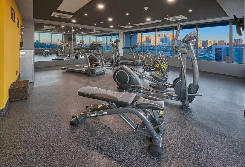 ホテル City Express Plus By Marriott Ciudad De Mexico Interlomas