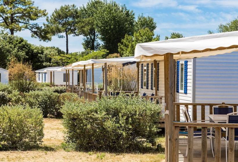 ホテル Domaine Résidentiel De Plein Air Odalys Etang De Besse