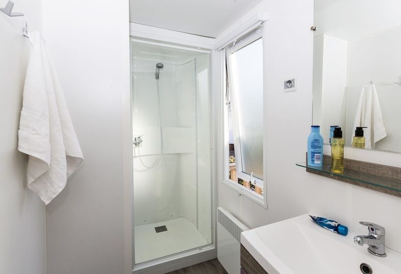 ホテル Domaine Résidentiel De Plein Air Odalys Etang De Besse