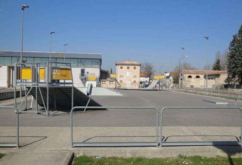 فندق Du Lauragais