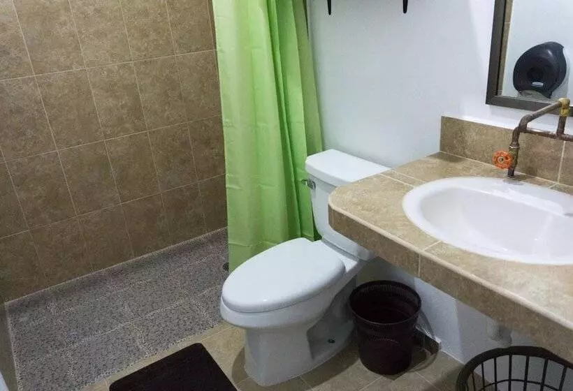 هتل Hacienda Bambú