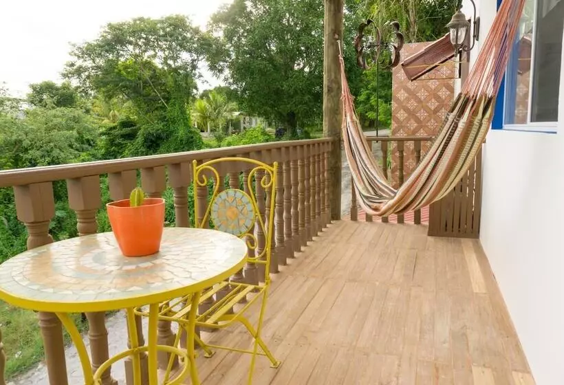 هتل Hacienda Bambú