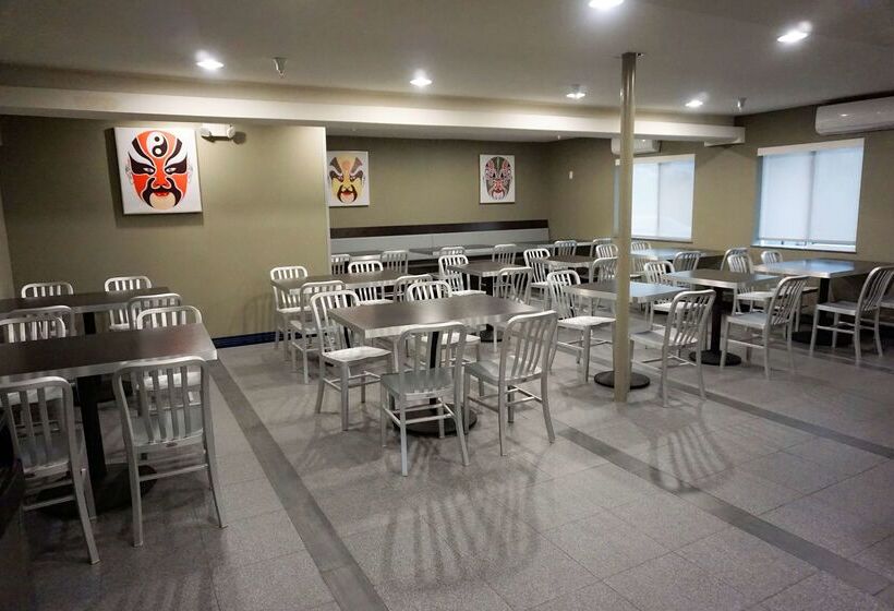 Hartford Hotel Best Western Signature Collection