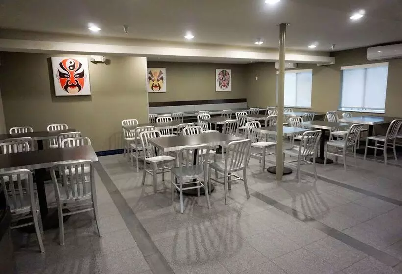 Hartford Hotel Best Western Signature Collection