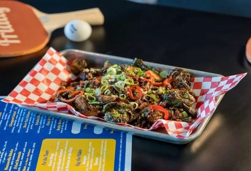 Hotelli Holiday Inn & Suites Nashville Downtown Broadway