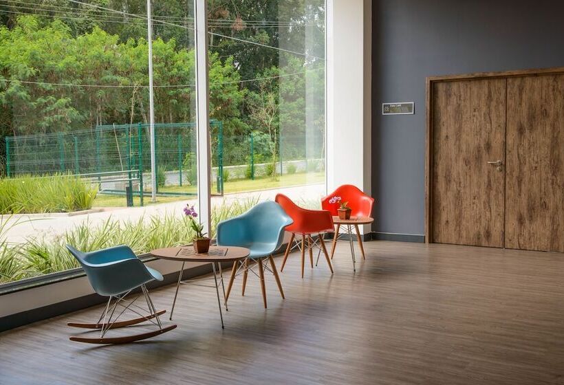 ホテル Ibis Itatiba