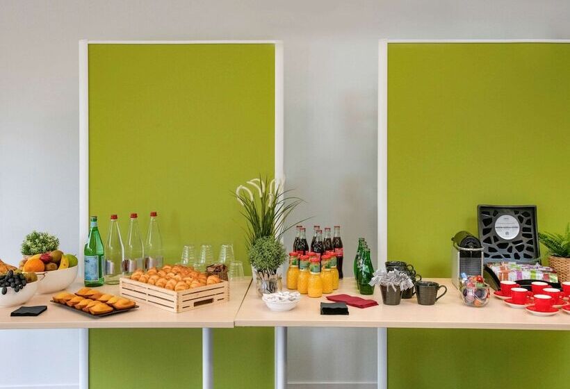 فندق Ibis Pontorson Baie Du Mont Saintmichel